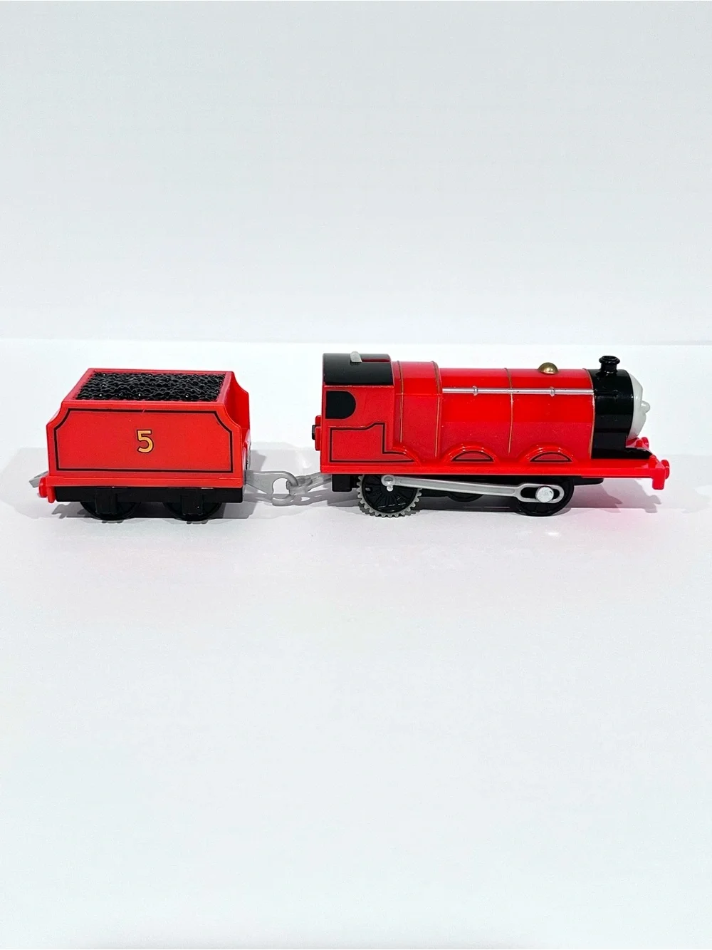 Thomas & Friends Motorized TrackMaster James with Tender